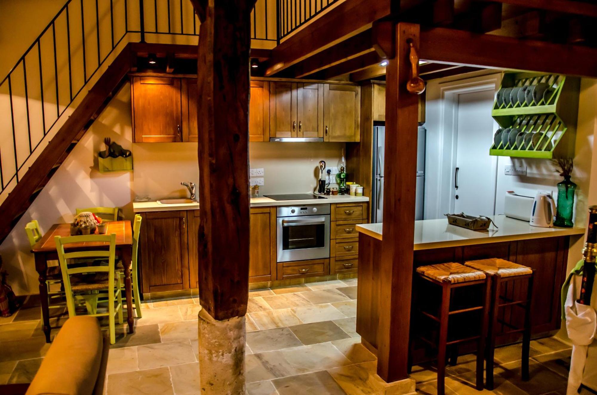 Xenios Cottages Lofou Habitación foto